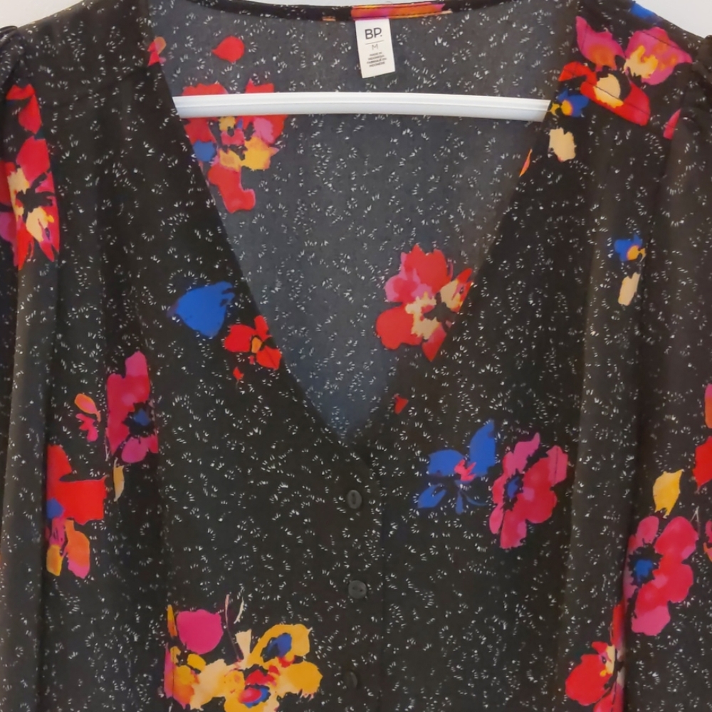 Cute floral top